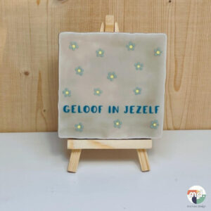 tegel-geloof-beige